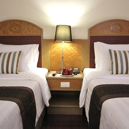 Grand Tower Inn Rama 6 Bangkok Ngoại thất bức ảnh