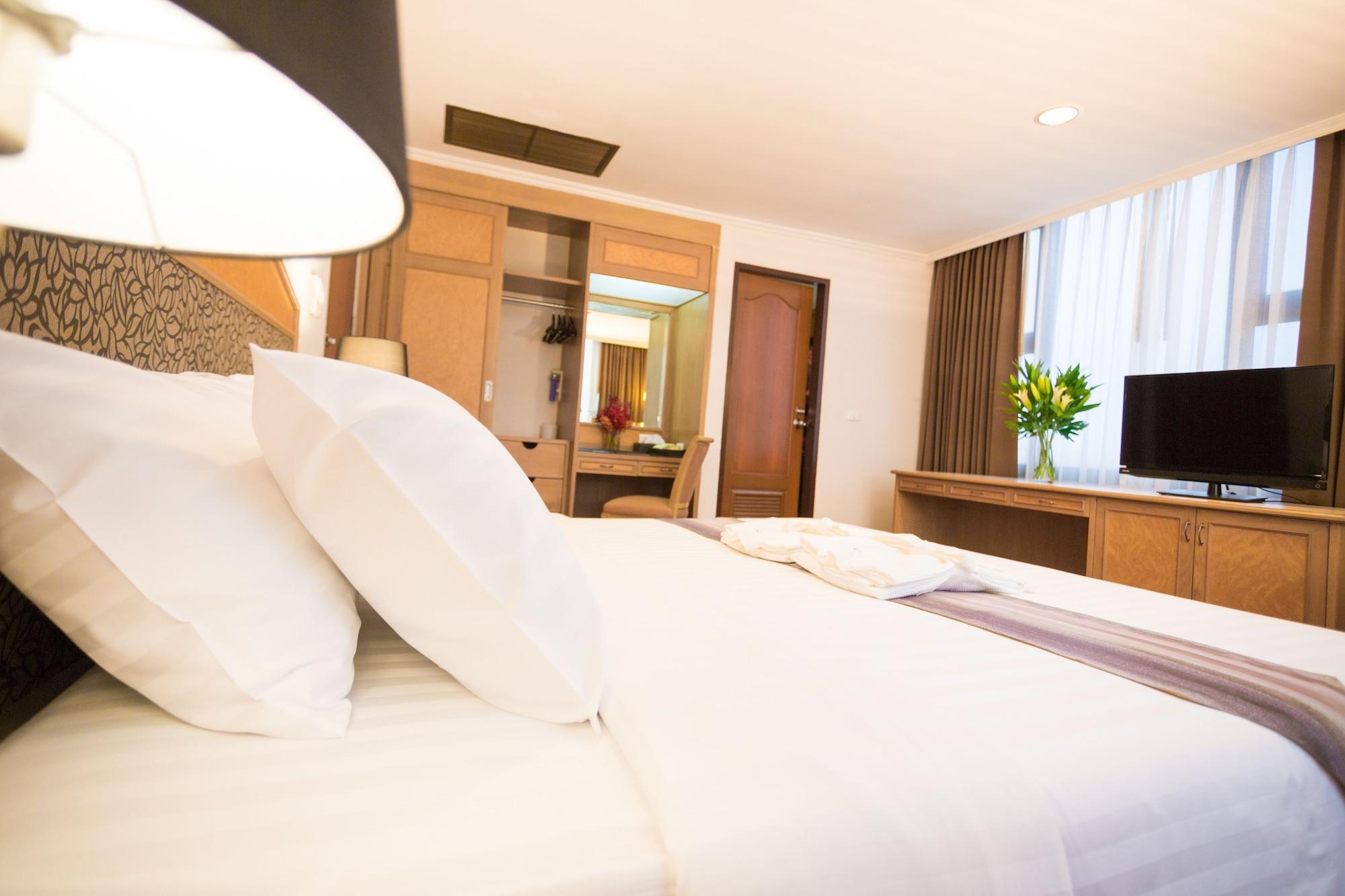 Grand Tower Inn Rama 6 Bangkok Ngoại thất bức ảnh