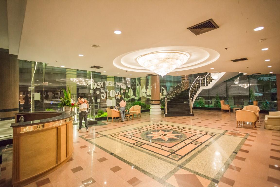 Grand Tower Inn Rama 6 Bangkok Ngoại thất bức ảnh