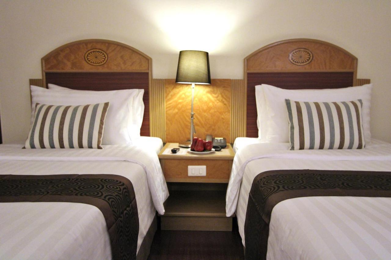 Grand Tower Inn Rama 6 Bangkok Ngoại thất bức ảnh