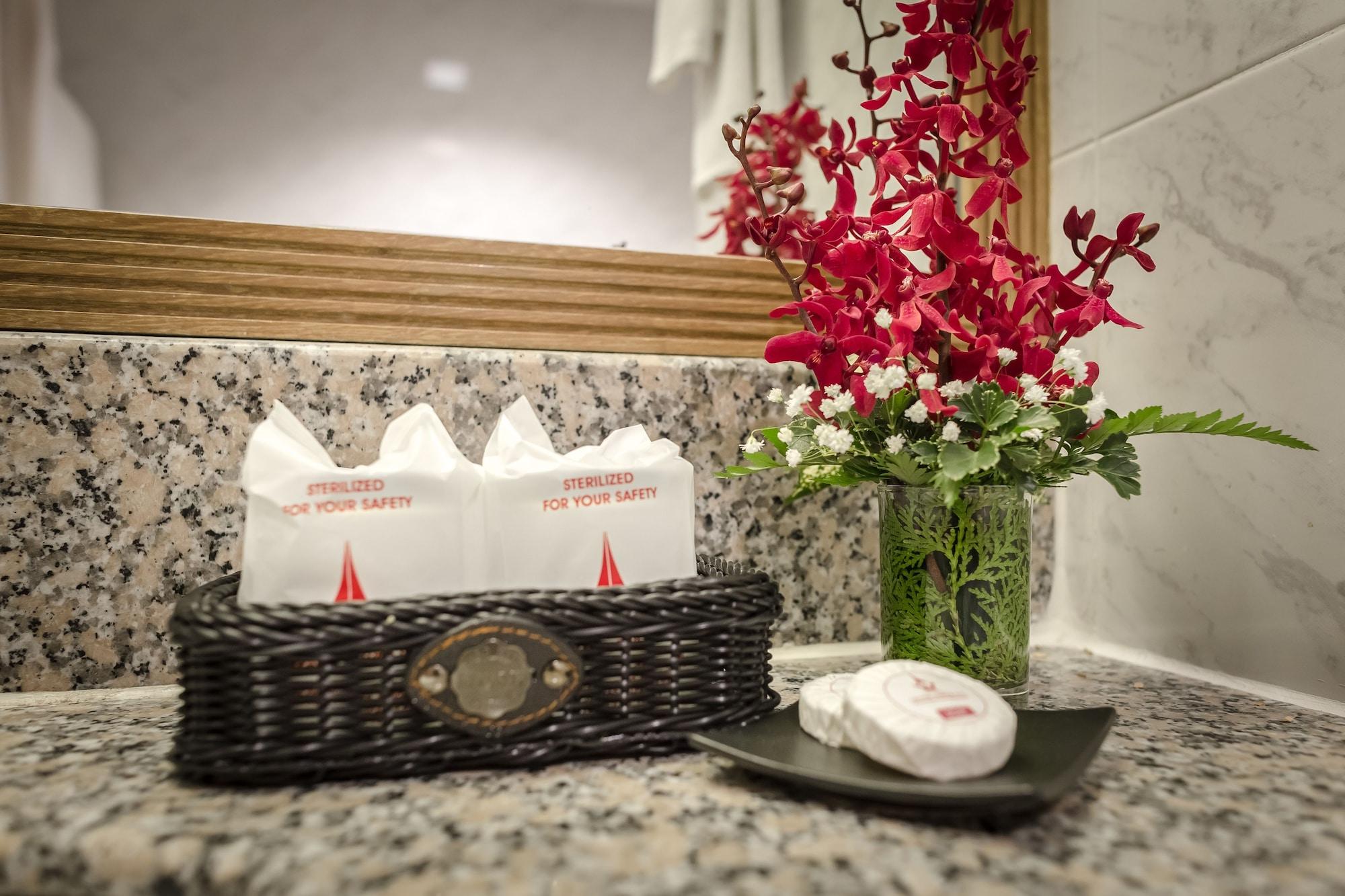 Grand Tower Inn Rama 6 Bangkok Ngoại thất bức ảnh
