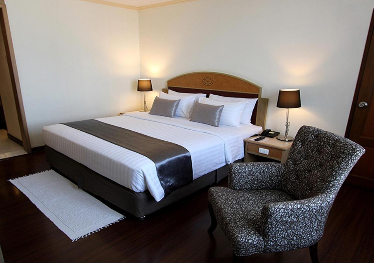 Grand Tower Inn Rama 6 Bangkok Ngoại thất bức ảnh