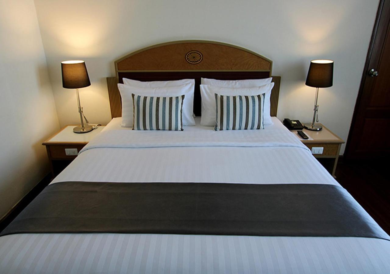Grand Tower Inn Rama 6 Bangkok Ngoại thất bức ảnh